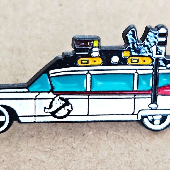 Retro Ghostbuster Car Enamel Pin, Vintage Sci-Fi Collectible, Classic 80's Movie - Picture 1 of 3